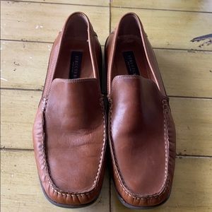 Men’s Structure dress shoe from Italy!